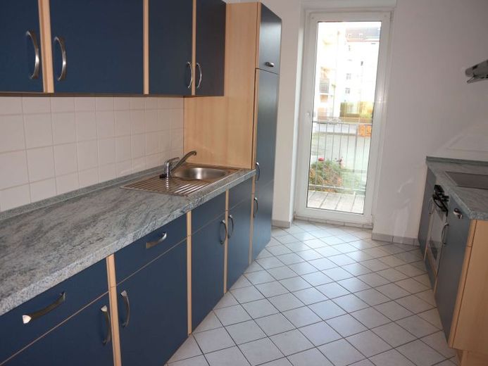 Inkl. Einbauküche - Balkon - Bad mit Fenster- frei ab 1.3.26 – Foto 1