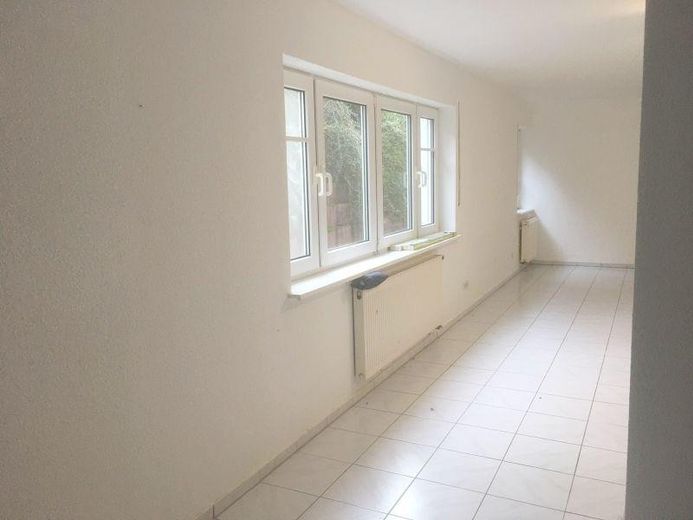 Very beautiful, bright 1-room apartment with fitted kitchen and AA in Heidelberg – Photo 3