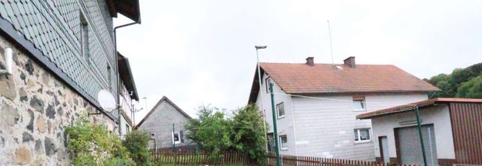 WRS Immobilien - sans commission acquéreur - Schotten - Maison individuelle avec jardin et garage
