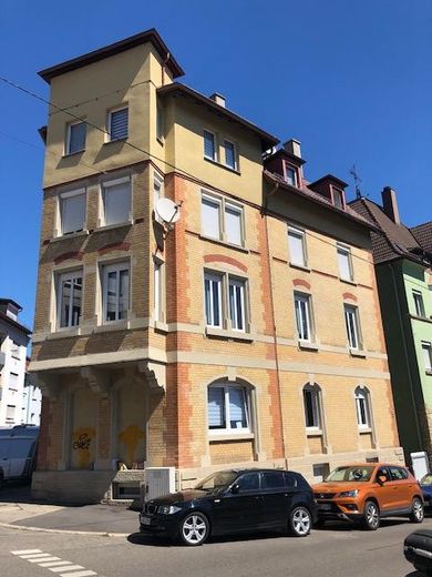 Luminoso appartamento completamente arredato di 1,5 locali a Stoccarda Est – Hausansicht