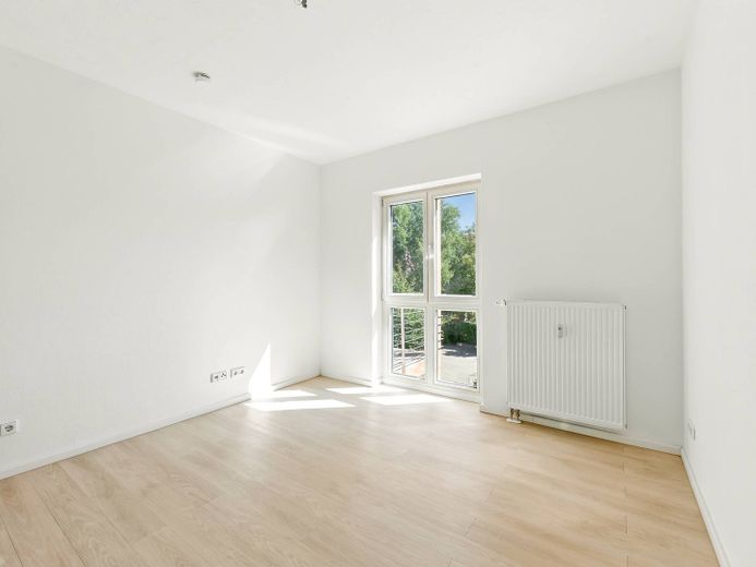 ¡Luminoso piso de 3 habitaciones en Dresde, Pieschen! – Schlafzimmer I