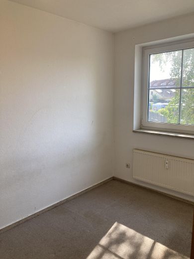 Freie Zweiraumwohnung Wismar Gartenstadt courtagefrei – Schlafzimmerblick
