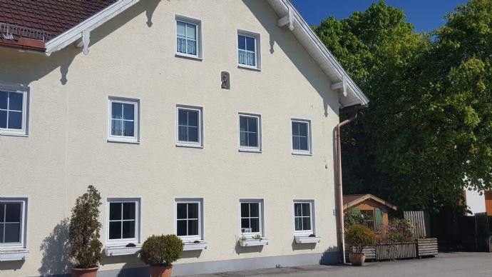 Pensión de 19 habitaciones, posada, cervecería al aire libre y vivienda del operador, conversión de «uso comercial a residencial» – Foto 4