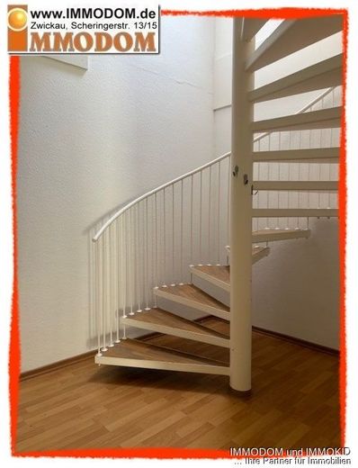 Appartement in Zwickau mit BALKON, EINBAUKÜCHE und Personenaufzug im Dachgeschoss zu vermieten! – Eingang