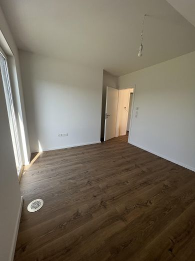 Neuwertiges EFH in bester Wohnlage – Foto 18