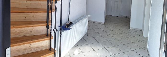 Flur - Treppe nach oben