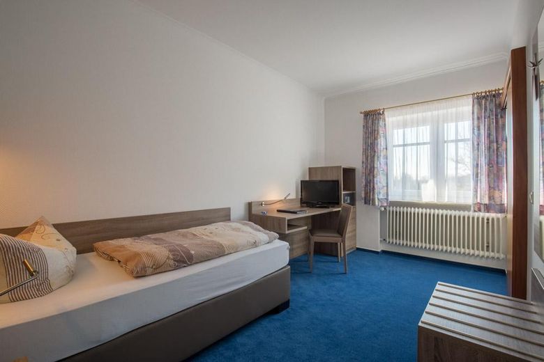 Acquistare una casa – hotel incluso! Appartamento di 140 m² + hotel + terreno di 8.907 m² – Foto 28