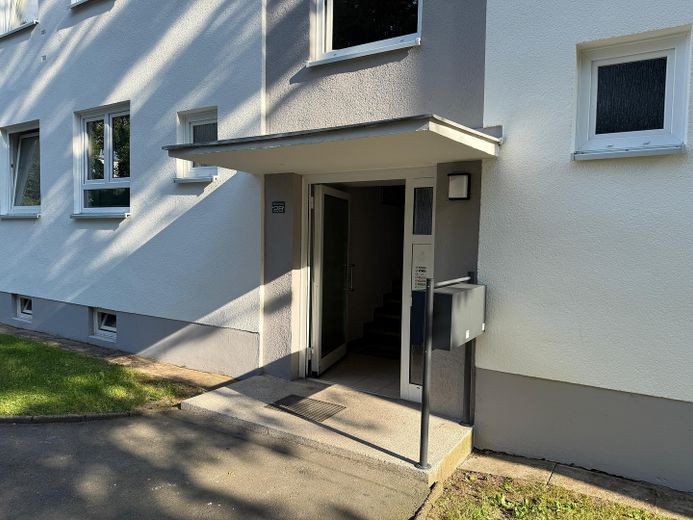 Appartamento trilocale completamente ristrutturato con balcone - Senza commissioni – Foto 17