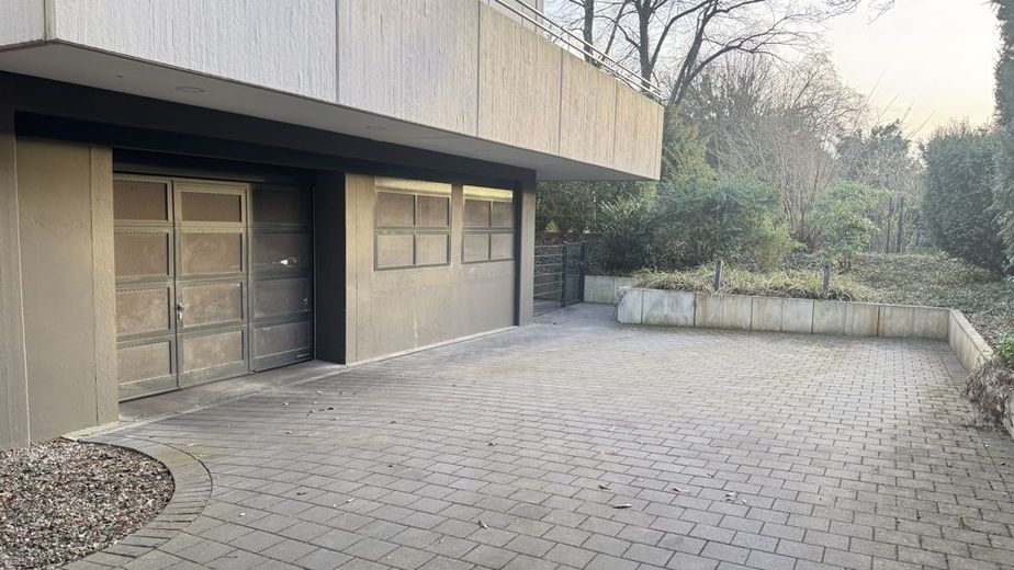Moderne Obergeschosswohnung mit 2 Balkonen, Tiefgarage und Aufzug im Stadtgartenviertel Hagen – Tiefgarage