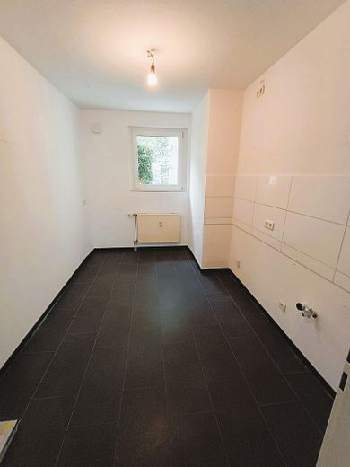 3 Zimmer Wohnung (92m²) im Ärztehaus in Langerfeld – Foto 2
