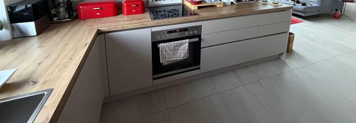 Dachgeschosswohnung in Premiumlage mit Panoramablick – Küche