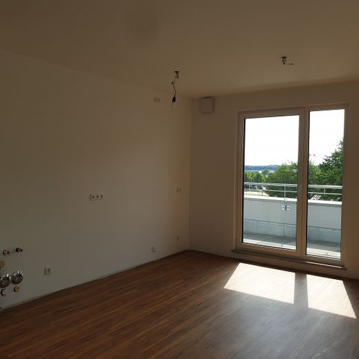4-Zimmer- Penthouse-Wohnung mit riesiger Dachterrasse – Küchenanschlüsse