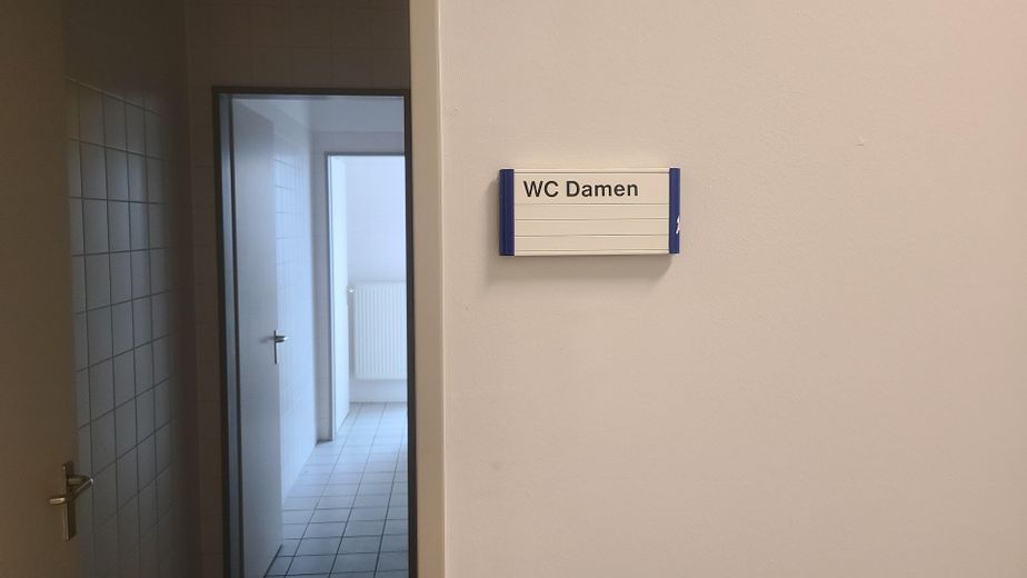 Büroetage im Gewerbegebiet Am Hasensprung im 2.OG – Toilette
