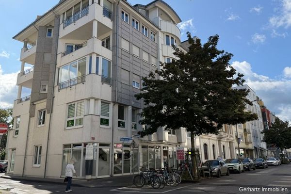 Modern 3‑kamerappartement met balkon en serre, plus parkeerplaats in de ondergrondse garage – Koblenz, Südliche Vorstadt
