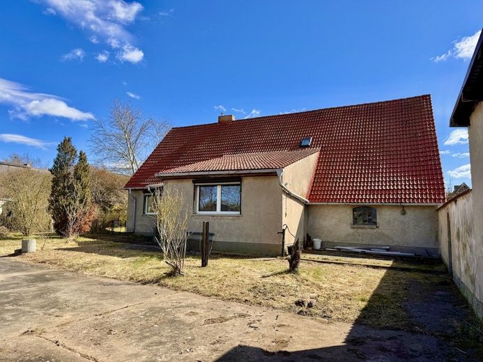 HORN IMMOBILIEN ++ RESERVIERT++ Einfamilienhaus mit großem Grundstück dicht bei Pasewalk – Nutzen Sie Ihre Chance!