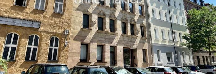 Provisionsfrei – Frisch renovierte 2-Zimmer Wohnung mit Altbau Charme in Top-Lage