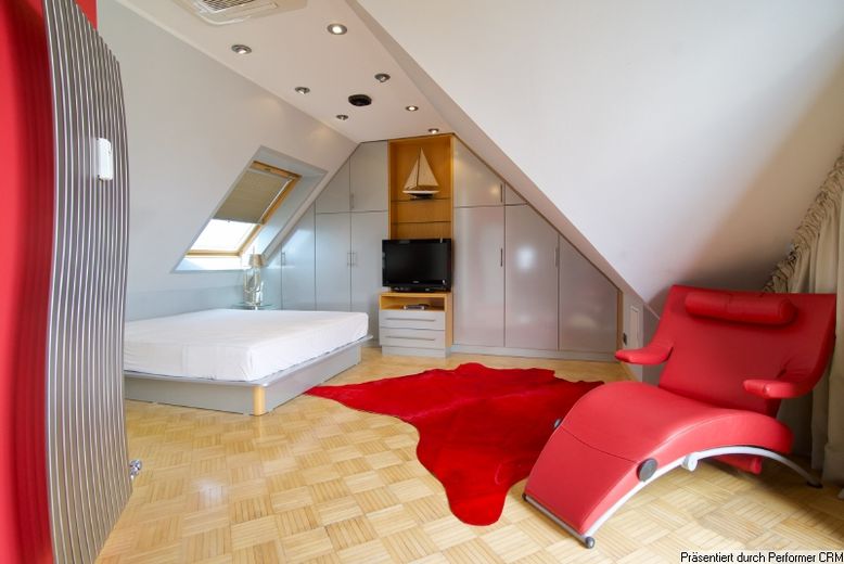 Möblierte Maisonettewohnung mit Balkonterrasse, Klimaanlage und Gästezimmer, PKW-Stellplatz möglich – b92ce77f1bfd0dd1ed1dddc9276d442446b40c0f.jpg