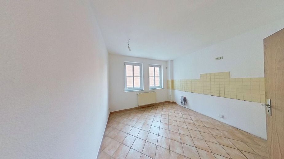 Kleine, charmante 2-Raum-Wohnung in zentraler Lage von Köthen – Küche