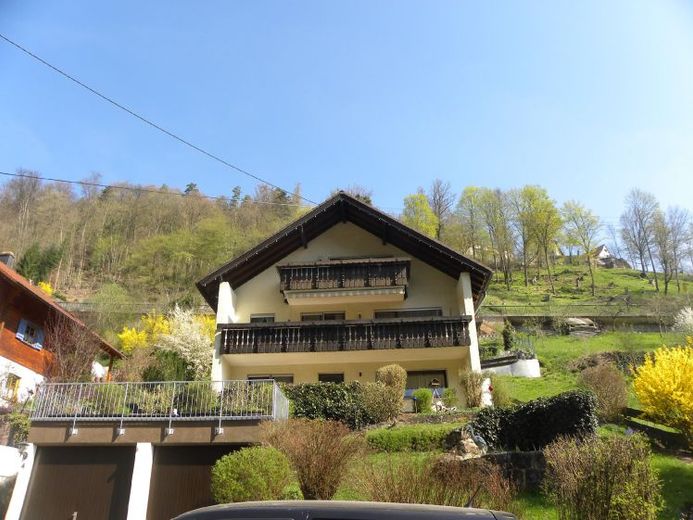 3 Familienhaus in Bad Liebenzell – Foto 1