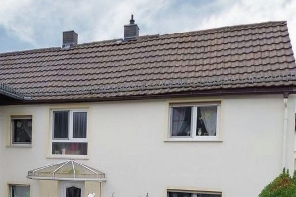 Appartement de 130 m2, 5 pièces, maison avec jardin dans un quartier de Ranstadt