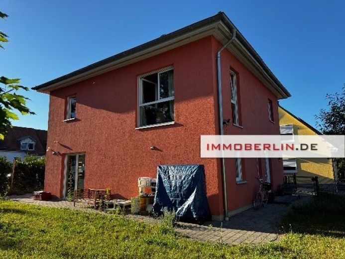 IMMOBERLIN.DE - Attraktives Haus mit Südwestgarten in familienfreundlicher Lage nahe Straussee – Foto 1
