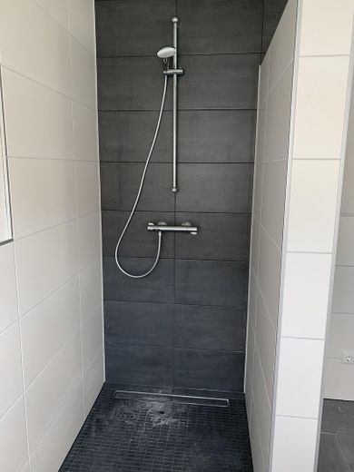 Exklusive 2-Zimmer-Wohnung in Wassenberg – Dusche