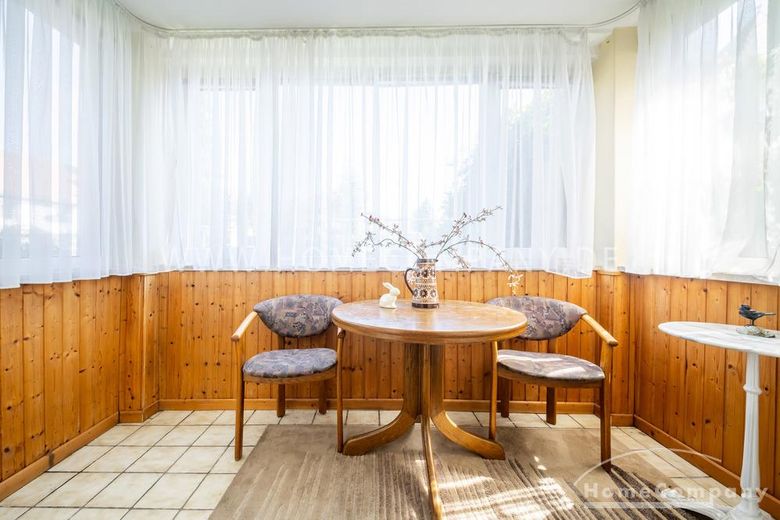 14050 HomeCompany Dresden مفروش/مؤثث شقة جميلة من 3 غرف في فايسن هيرش مع استخدام الحديقة بحد أقصى 3 أشخاص – 0c1be519893c4c513e9bd7c392db5ea8fecd9005.jpg