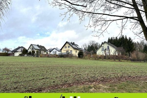 Lage, Lage, Lage: Bauland unweit der Talsperre Pöhl