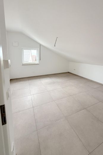 3 Zimmer Neubauwohnung in Schwandorf ab sofort zu vermieten, Dachgeschoss (Nr. 4) – Foto 15