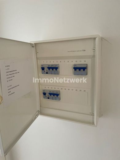 TOPRENDITE***Anlageobjekt mit 7 Wohnungen &amp; 3 Garagen***TOPANGEBOT – FW9, 3.OG re_00005