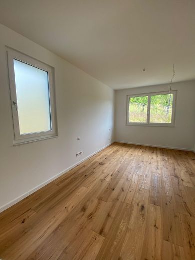 Neue Penthouse-Wohnung mit lichtdurchfluteten Räumen und einem Balkon mit tollem Ausblick – Zimmer 1