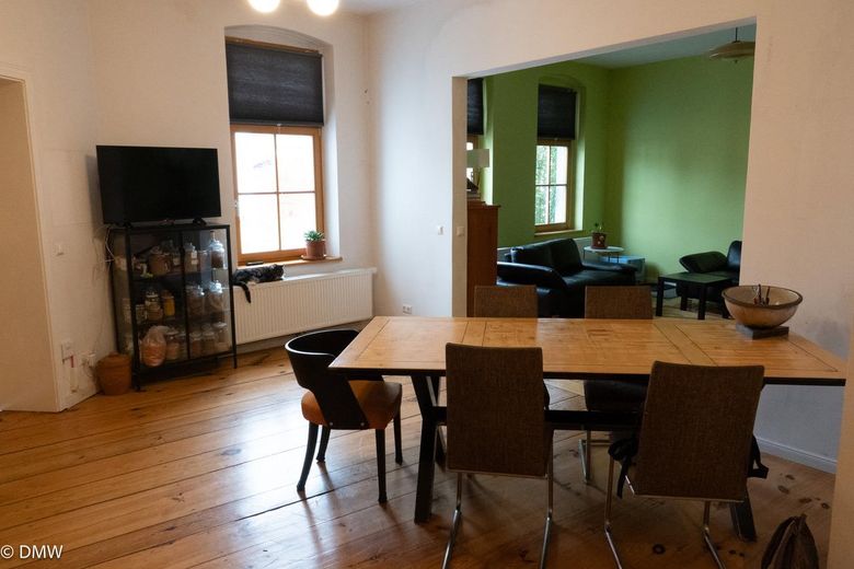 Großzügiges historisches Landhaus mit Studioatelier - familienfreundlich, Nähe Berlin, See & Wald – Essbereich, EG, Whg 1