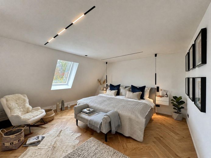 Última planta con ascensor: ático de 131 m², renovado y ampliado en 2025/26 – Potsdam West – Schlafzimmer