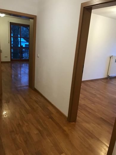 Atrakcyjne mieszkanie 3-pokojowe na sprzedaż w ekskluzywnej dzielnicy willowej Pullach (Großhesselohe)! – Zdjęcie 5