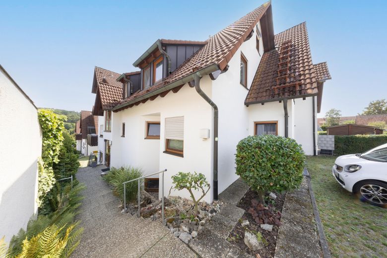 3,5-Zimmer-Wohnung mit großer Sonnenterrasse + Garten – Foto 2