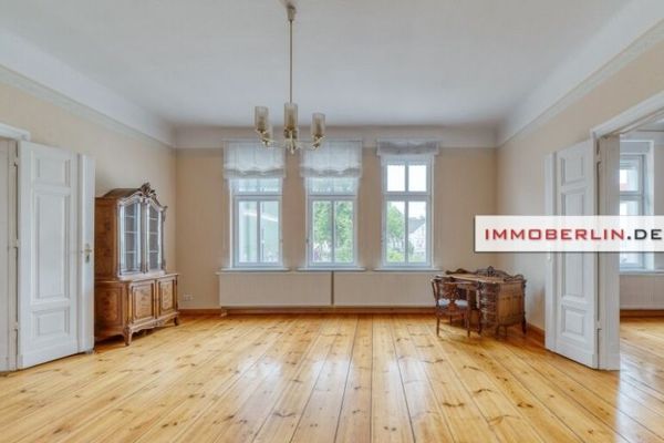 IMMOBERLIN.DE - Klasik şehir villası! Sakin merkezi konumda tek/iki ailelik ev
