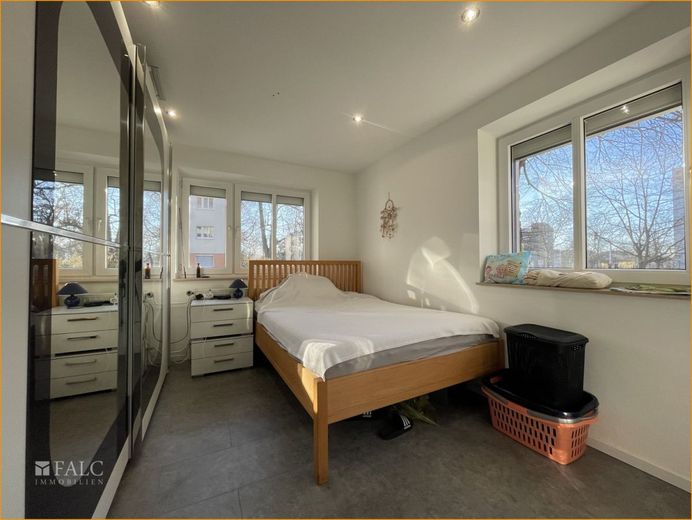 Schlafzimmer 1