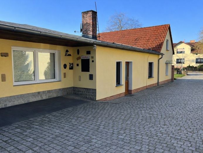 Ein besonderes Grundstück, viele Möglichkeiten – Einfamilienhaus mit Hobbyraum auf ca. 6.032 m² – Foto 1