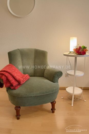 17709 HomeCompany Dresden Möbliert/Furnished 2-Zimmer Apartment mit Balkon in Dresden-Neustadt max. 3 Personen – 377c4a741fde5e8a2fe9b66c82a56067af1c33b5.jpg