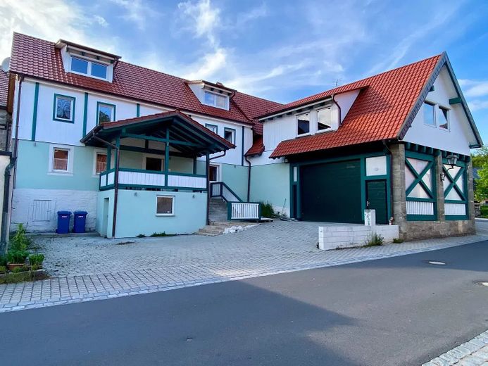 Kirchlauter-Neubrunn, Appartementhaus – Foto 1