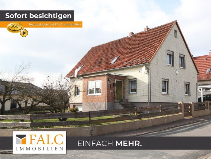 Viel Platz für die große Familie in zentraler Dorflage! – Titelbild