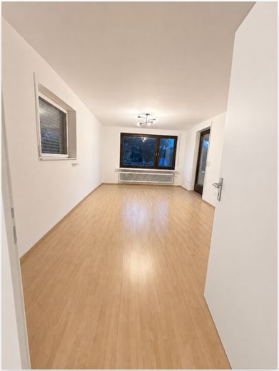 شقة جذابة من 5 غرف 134m2 في الطابق الأرضي للإيجار، مع 3 غرف نوم و2 حمام و2 مرحاض – Photo 14