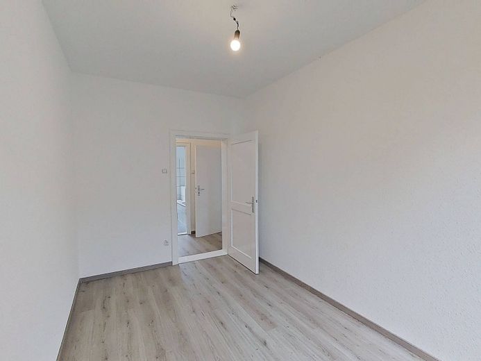 BALKONLU ve bol ışık alan, konforlu 3 odalı daire – Ansicht II: Schlafzimmer II