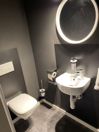 Stylische Toilette
