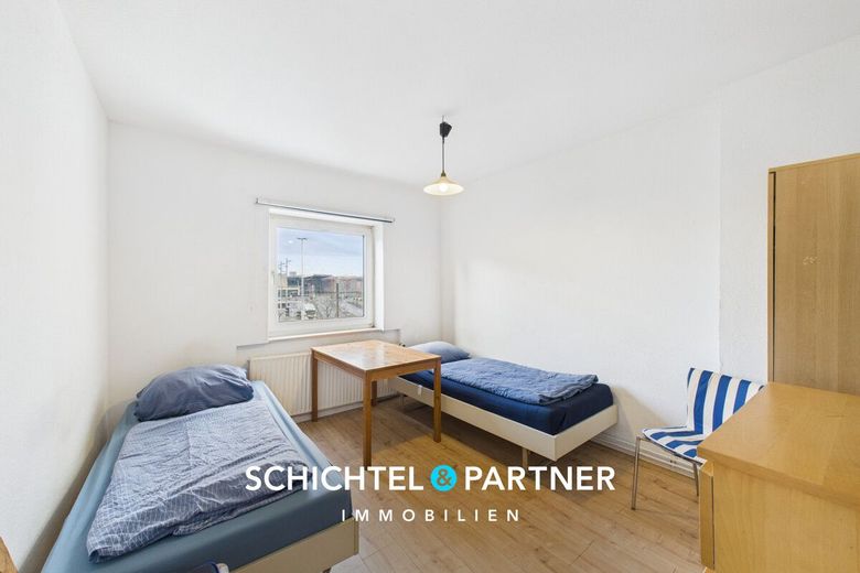 Lindenhof | Geräumiges Reihenmittelhaus Nähe Waterfront mit Ausbaupotenzial – S&amp;P | Schlafzimmer
