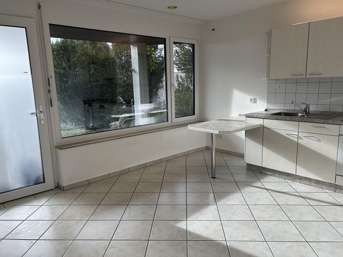 ES-Serach: Wohnung mit Terrasse und Aussicht – Foto 6