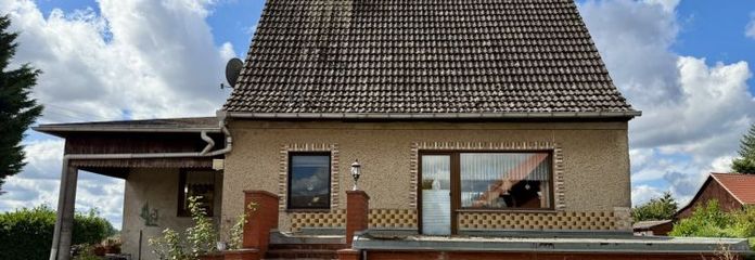 Viel Platz für Ideen: Großes Einfamilienhaus in Mirow/Starsow - 4.200 m² Grundstück, Werkstatt & Gästehaus