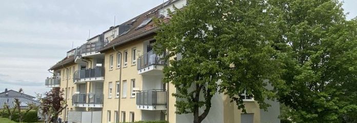 sonniges 1-Zimmer-Appartement mit neuer Einbauküche, Pkw-Stellplatz