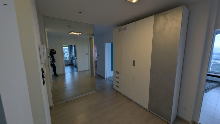 Lichtdurchflutete große Eigentumswohnung Wuppertal Elberfeld/Uellendahl mit Traum-Ausblick – Flur