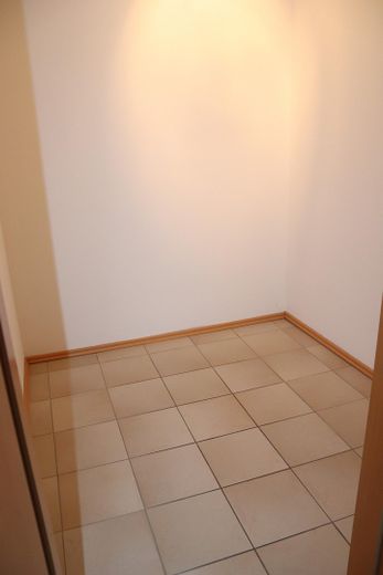 Na sprzedaż dwa przepiękne i centralnie położone mieszkania bezpośrednio nad rzeką Medem – Abstellraum